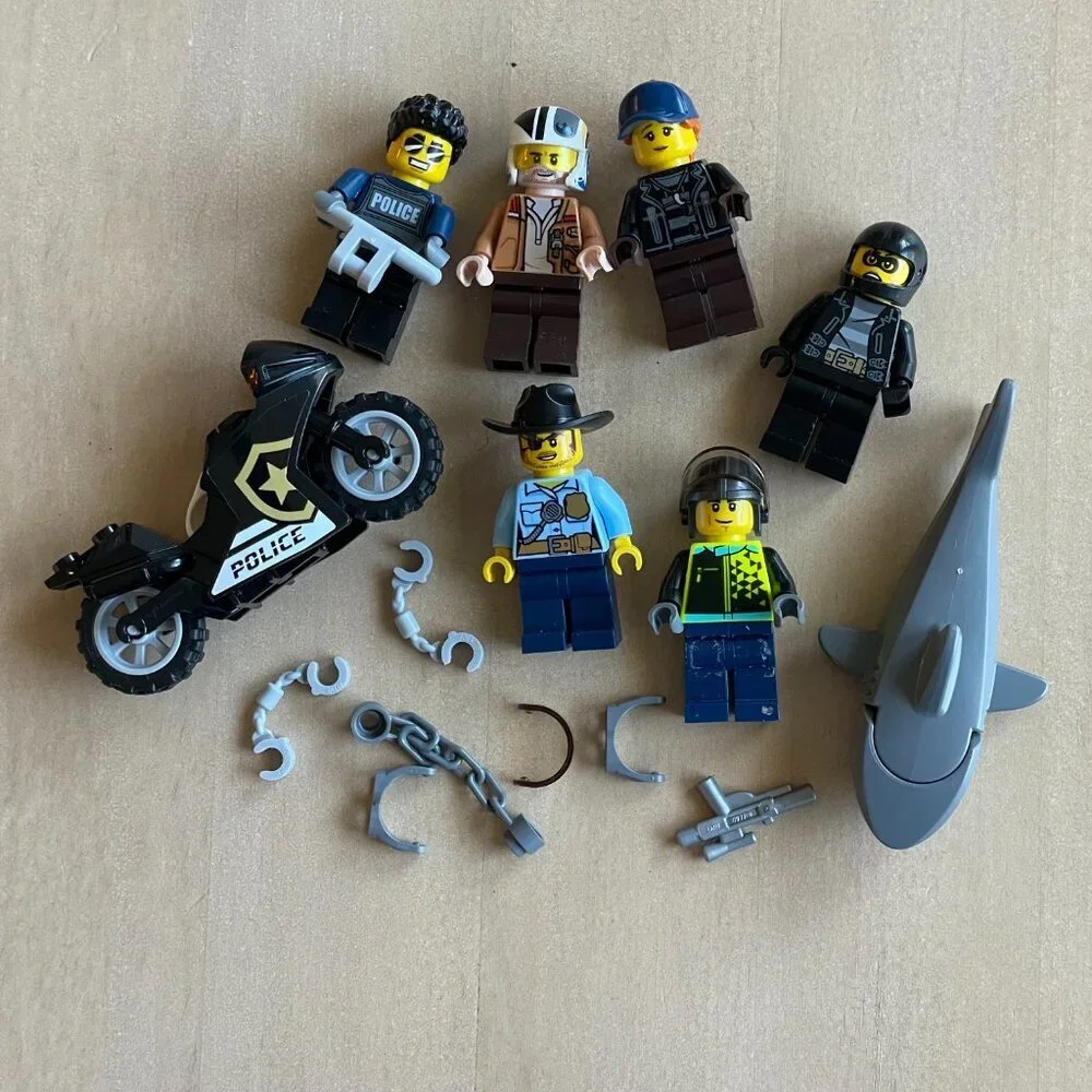 Lot Bundle of Lego‎ Figures Figurines Toys